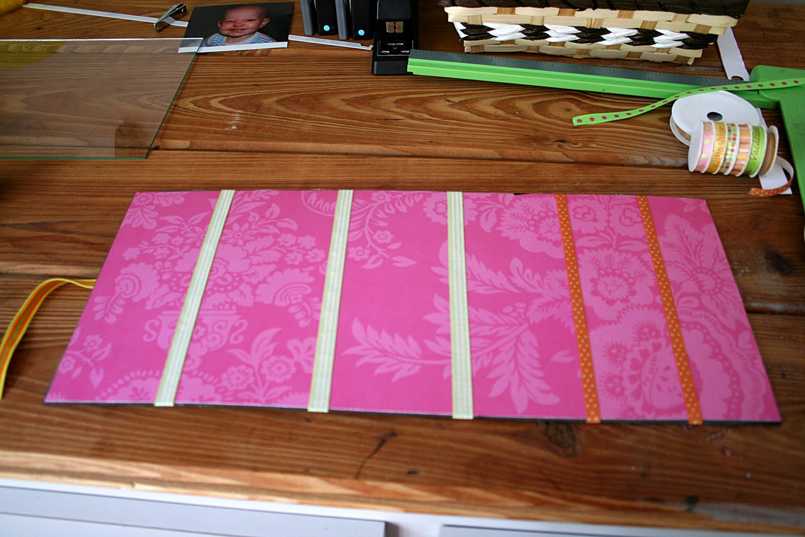 Vanessa's Ventures picture frame bow holder tutorial