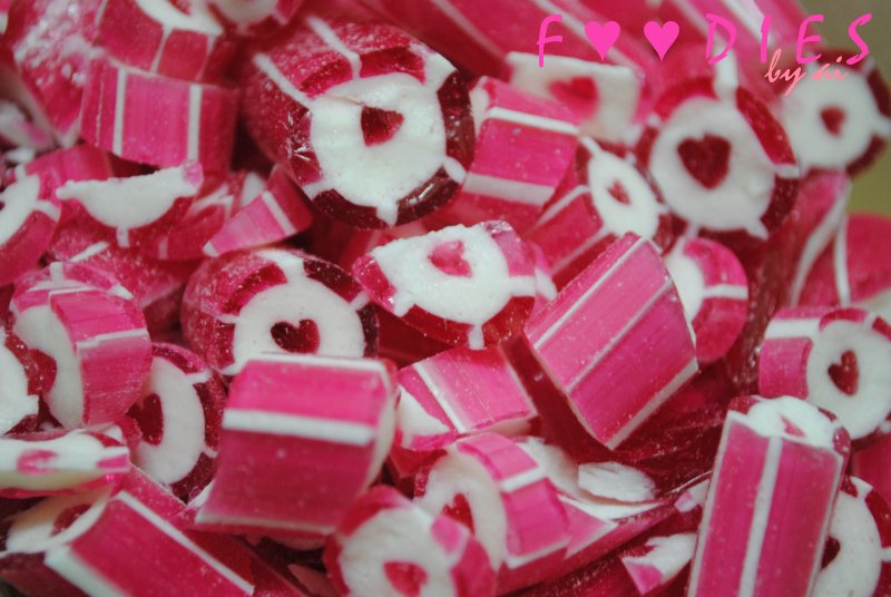 FOODIES by ai Eating Out Sticky Candy