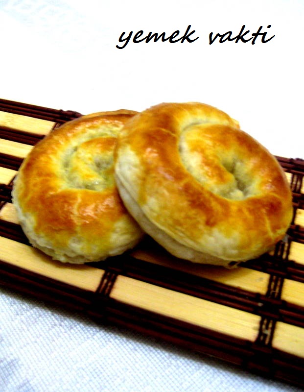 En İyi Yemek Tarifleri SitesiYemek Vakti EL AÇMASI MİLFÖY BÖREĞİ