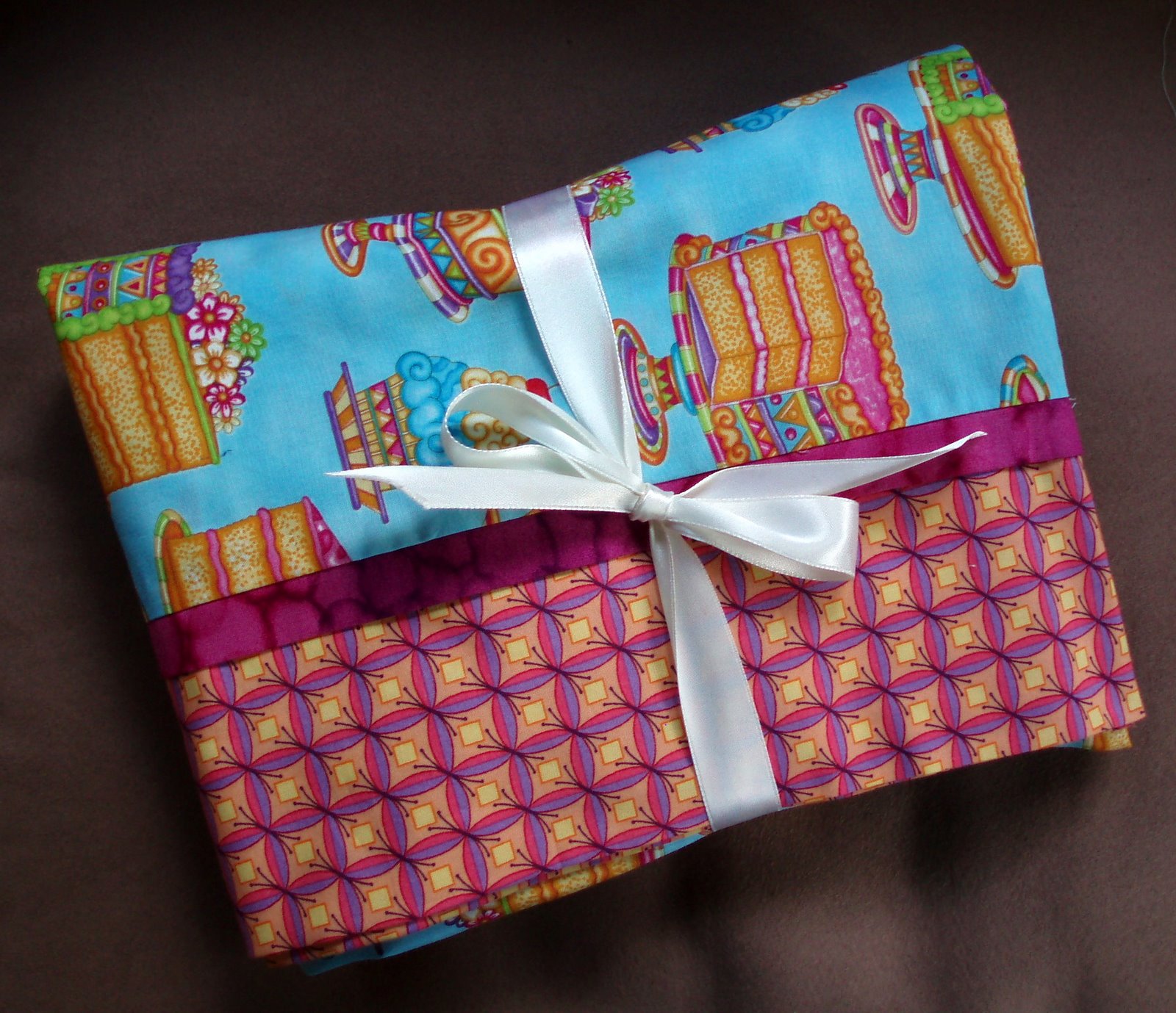 [alexi+pillowcase+gift.jpg]