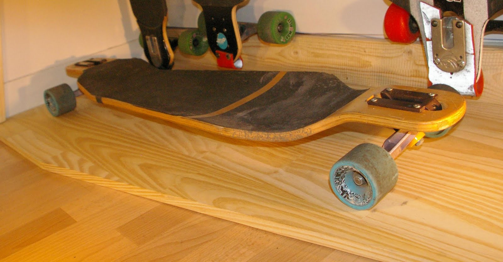 QUIVER PROJECT SKATEBOARDS LCG