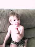 bryton eatin strawberries