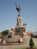 PLAZA DE ARMAS TRUJILLO