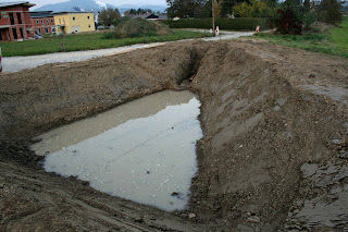 Hausbau Hintze-Hoffmann: Retentionsbecken+Sickerschacht