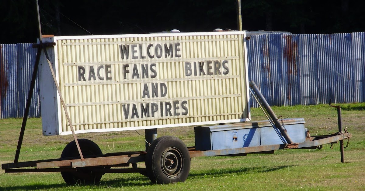 Forks, Washington in search of VAMPIRES and sites from the TWILIGHT