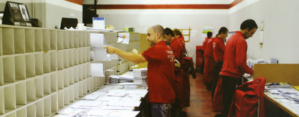 Shopping Bilbao: AKROPOST [Servicios Postales del País Vasco]
