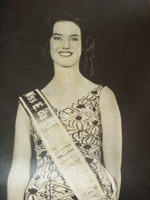 [gina-4.JPG]