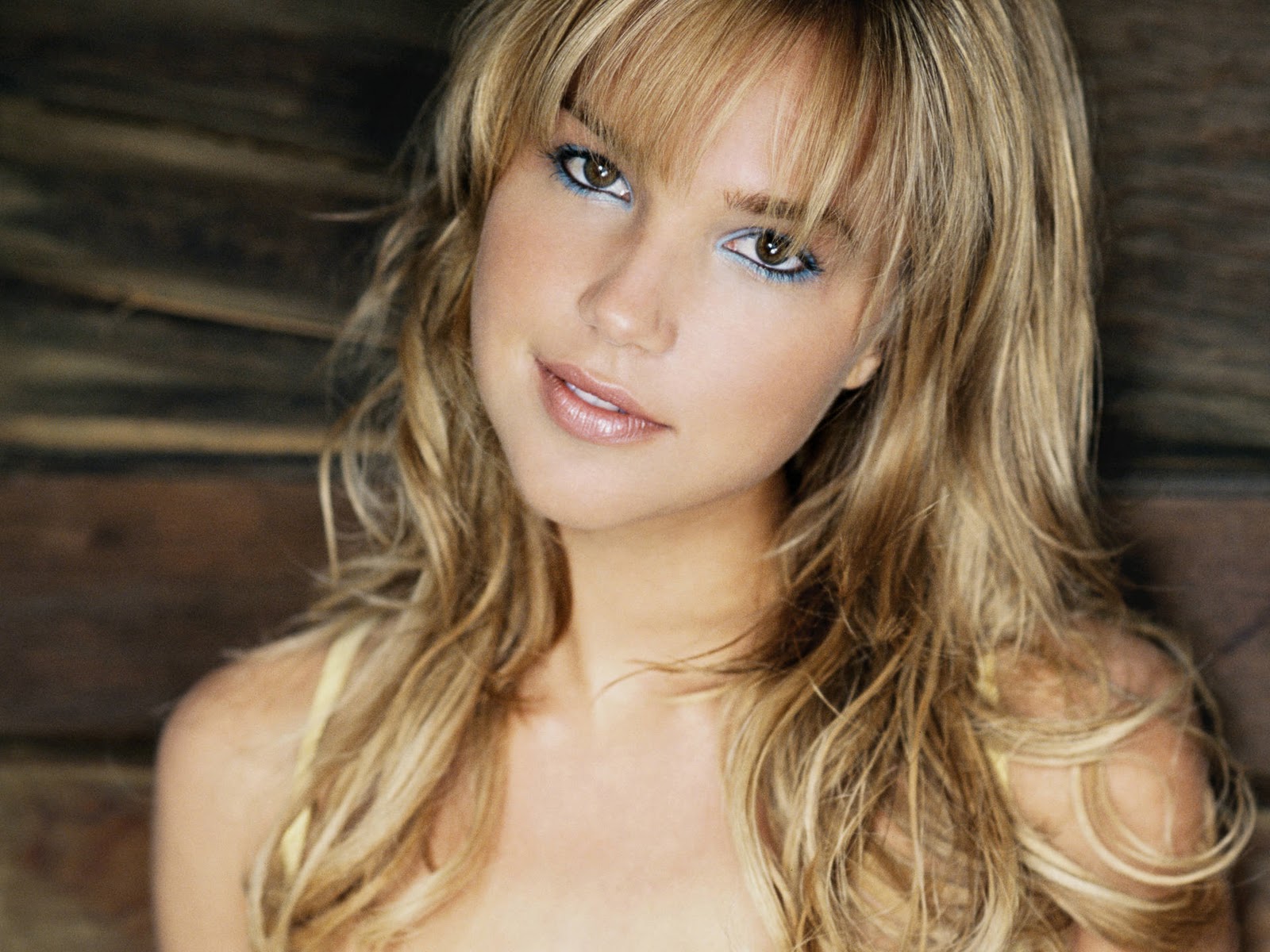 Arielle Kebbel Wallpapers | miss bikini