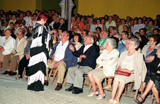 GALA "Recordando a Raquel Meller 2007" Corita Viamonte y su público