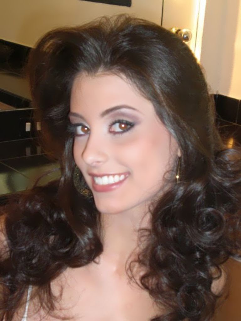 Stefania Fernandez Miss Universe 2009 photo