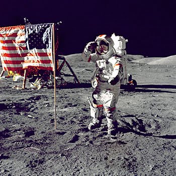 http://1.bp.blogspot.com/_j-5AbgH8UgY/S6_Z6WQOXWI/AAAAAAAAB8w/CSi8WW3F1Uo/s1600/Apollo-11-moon-landing-3.jpg