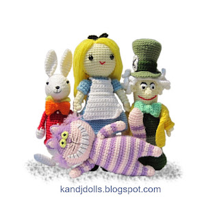 Alice in Wonderland dolls