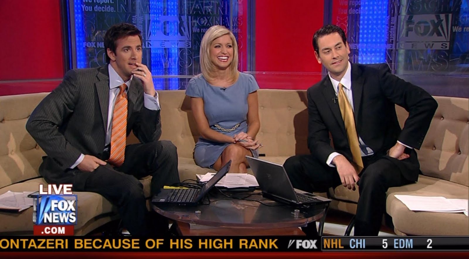 News Babes: FOX&rsquo;s Ainsley Earhardt Showing Her Great Legs