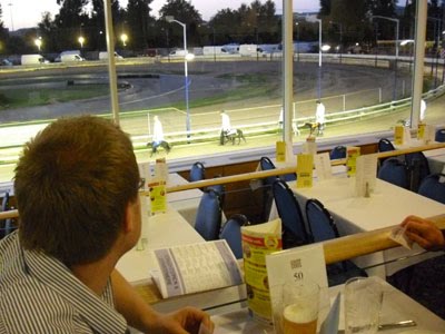 [2.Juan-studying-dogs.jpg]