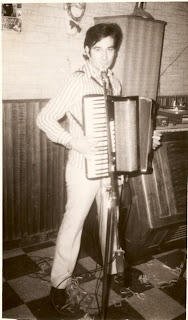 Francis Ruggieri: Los comienzos