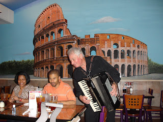 Francis Ruggieri: Los comienzos