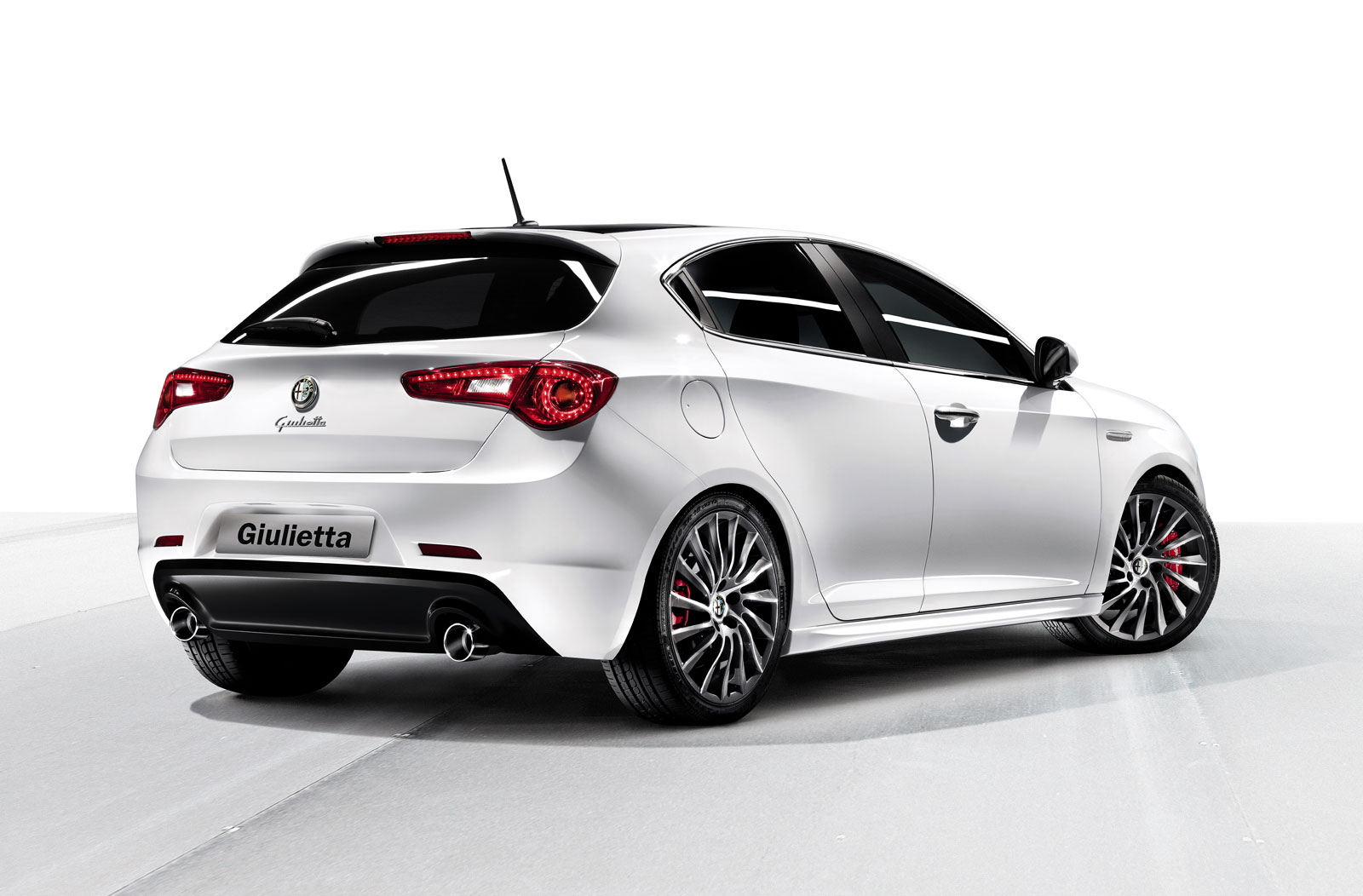 Alfa-Romeo-Giulietta-2-lg.jpg