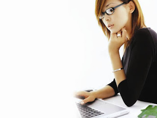 Hancur Hatiku&hellip;. di tinggal kawin: Etika Chatting di Kantor