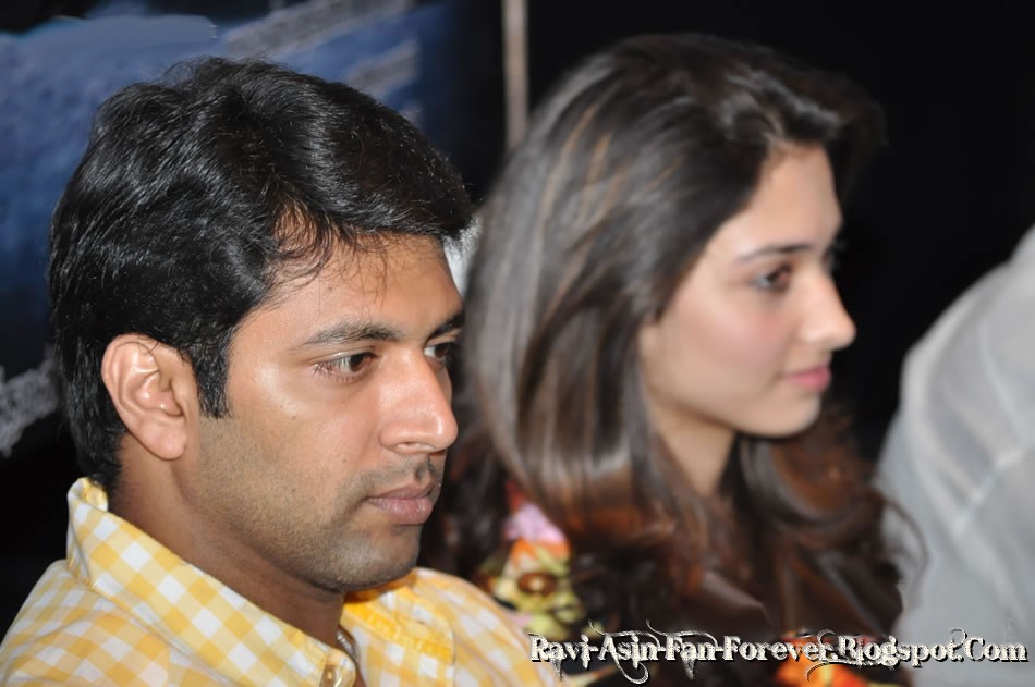 [home-Jeyam-Ravi-and-Tamannaah-at-Thillalangadi-Press-Meet-03.jpg]