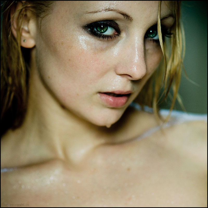rasyidartdesign-sensual-woman-face