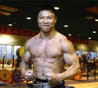 Li+Hongli+2002+snatch+world+champ+77kg.jpg