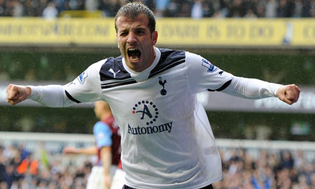 Tottenham Hotspur Cup Shirt football shirt 2011 - 2012. Sponsored by  Investec