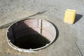 El Color de la Papaya: LOS NIÑOS DE KERRGALLO XLIV. La realización del pozo