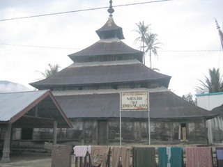 MASJID - SURAU HISTORIS MINANGKABAU