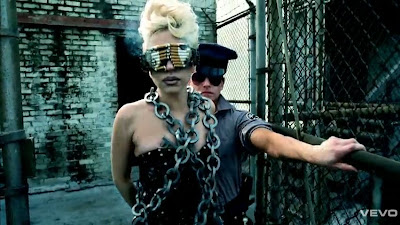 Lady+Gaga+Cigarette+Sunglasses+Telephone