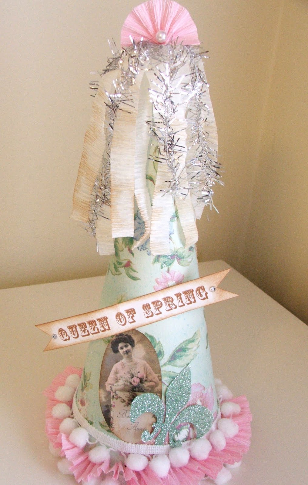 [Queen+of+Spring.jpg]