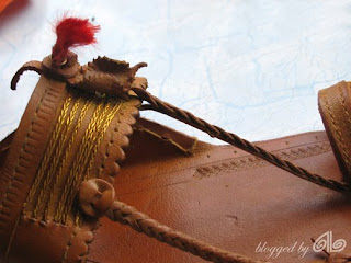 podolite chappal