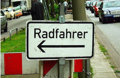 Image of bicyclist directional sign in Germany