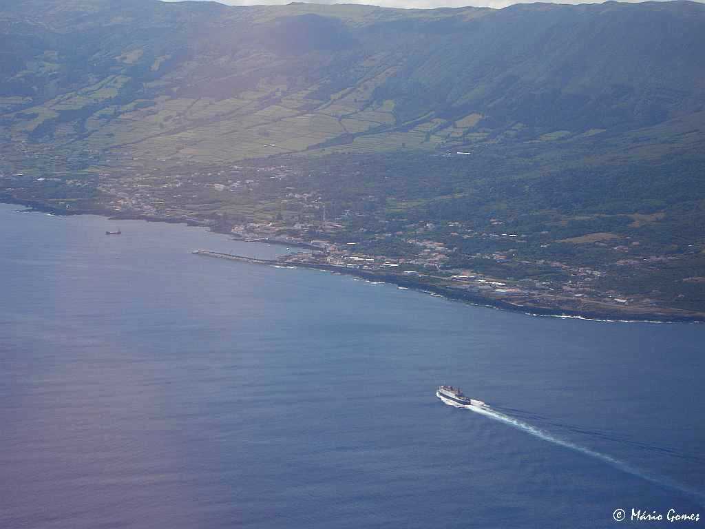 [Cais+do+Pico.jpg]