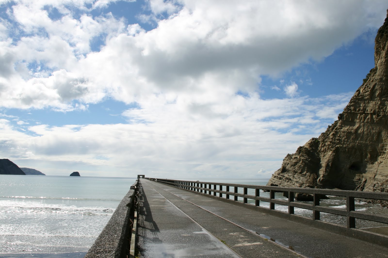 Its my place New Zealand The East Coast Tolaga Bay Wharf