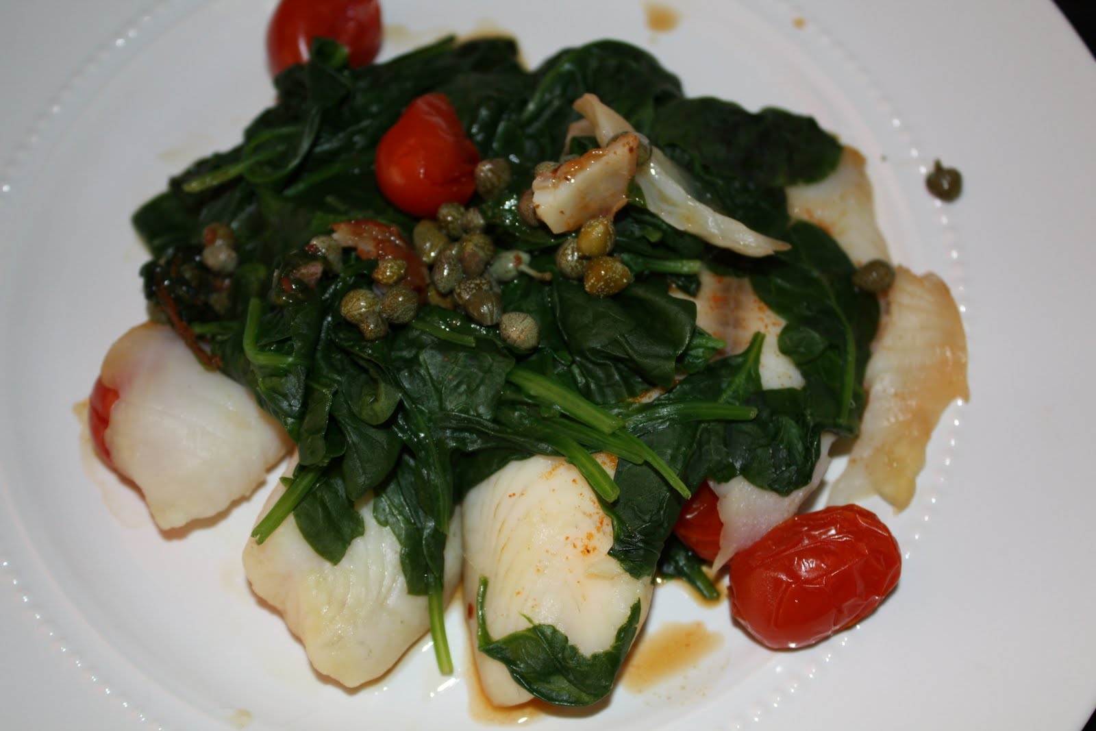 Steamed Tilapia with Spinach, Tomatoes and Capers | Medifast Recipes