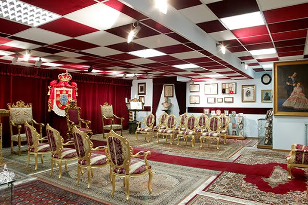 IL SALONE DELLE CERIMONIE DELLA REAL CASA DI PORTOGALLO IN VICENZA.