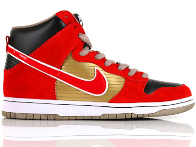 shoes: Nike SB Dunk High
