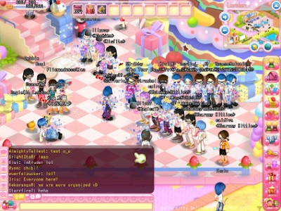 Crowded in-game lobby