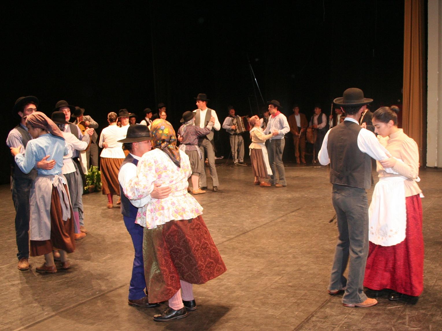 [Etnográfico+Montemorense+18.JPG]