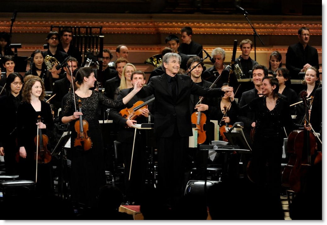 [Orchester+Standing+Ovations.png]