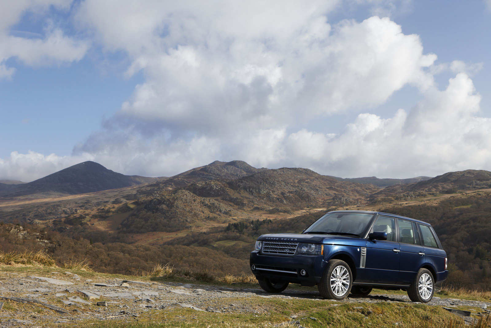 Revised 2011 Range Rover with New 313HP V8 Diesel