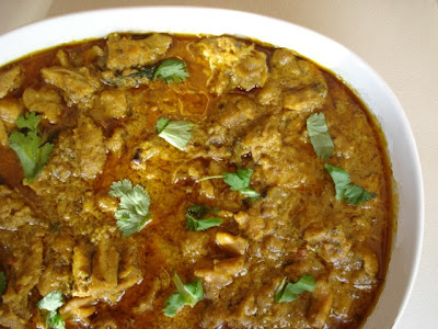 Spicy Indian Kitchen: Andhra Kodi Koora / Chicken Curry
