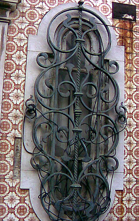 [03122007(015)_edited.jpg]