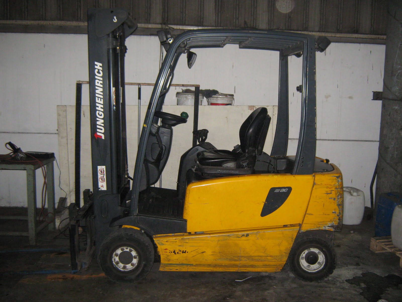 Electric Forklift Rental And Service Electric Forklift