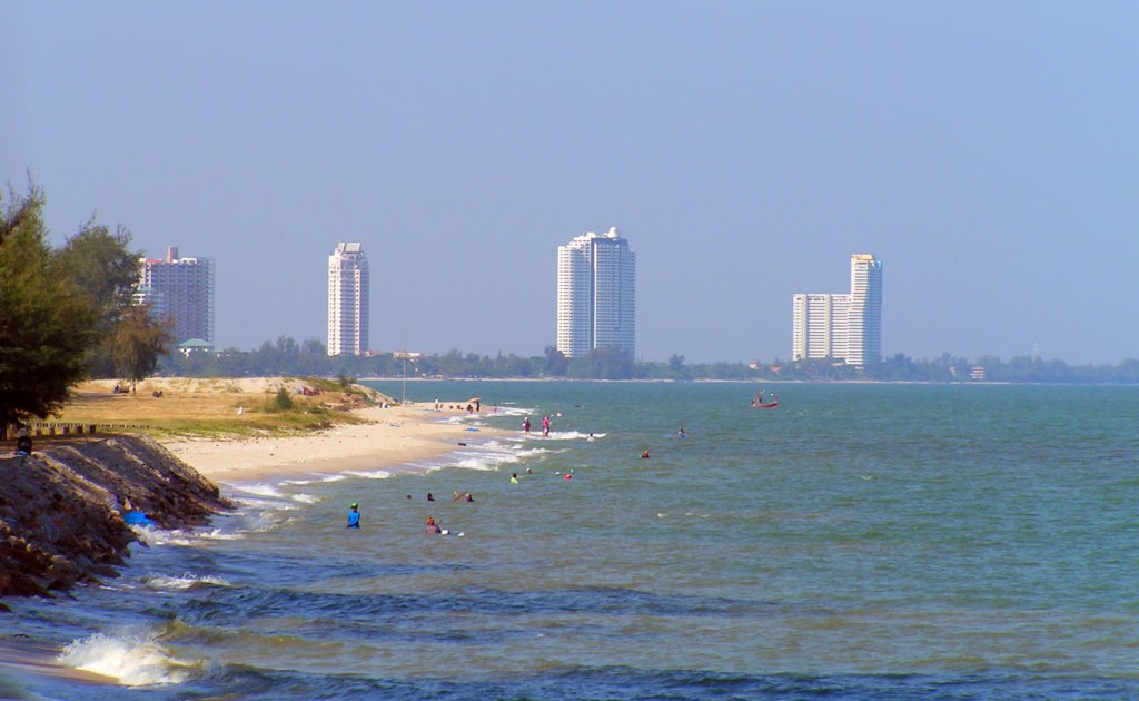 Treasures of Thailand: Cha Am: Beach and Royal Palace