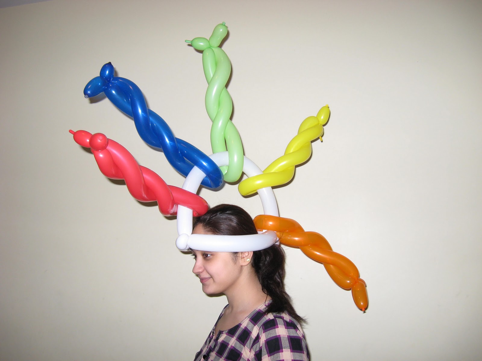 Children's entertainment Cool balloon hats