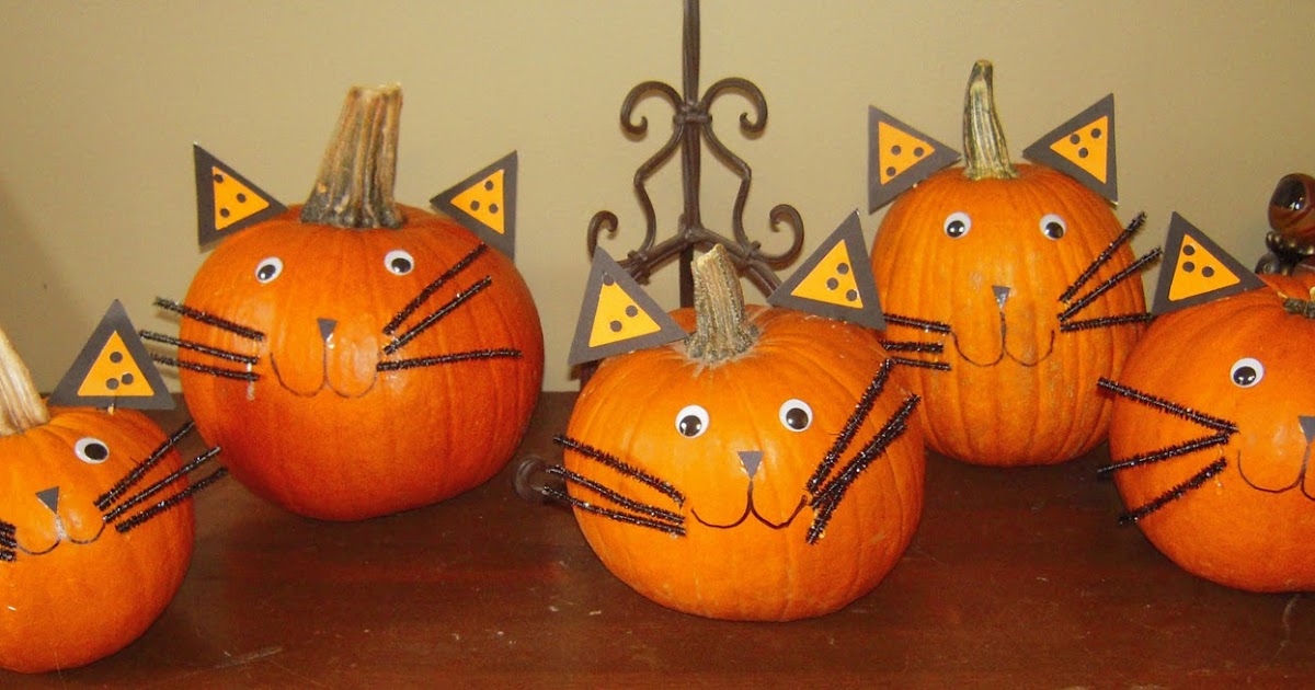 La-La's Home Daycare: Kitty Cat Pumpkins