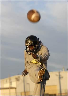 [LOU+Central_Lado.jpg]