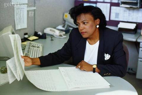 [sista+working5.jpg]