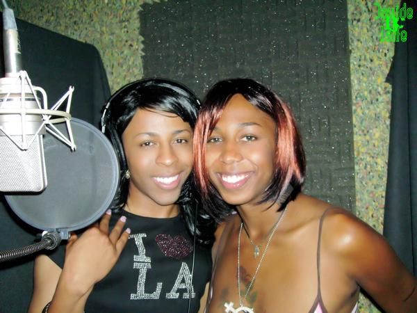 [ts-rappers+pam+and+foxxjazell.jpg]